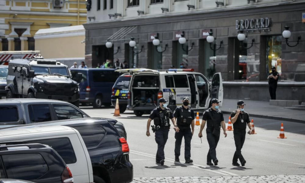 Κιέβο: Συνελήφθη ο άνδρας που απειλούσε να ανατινάξει με βόμβα τράπεζα